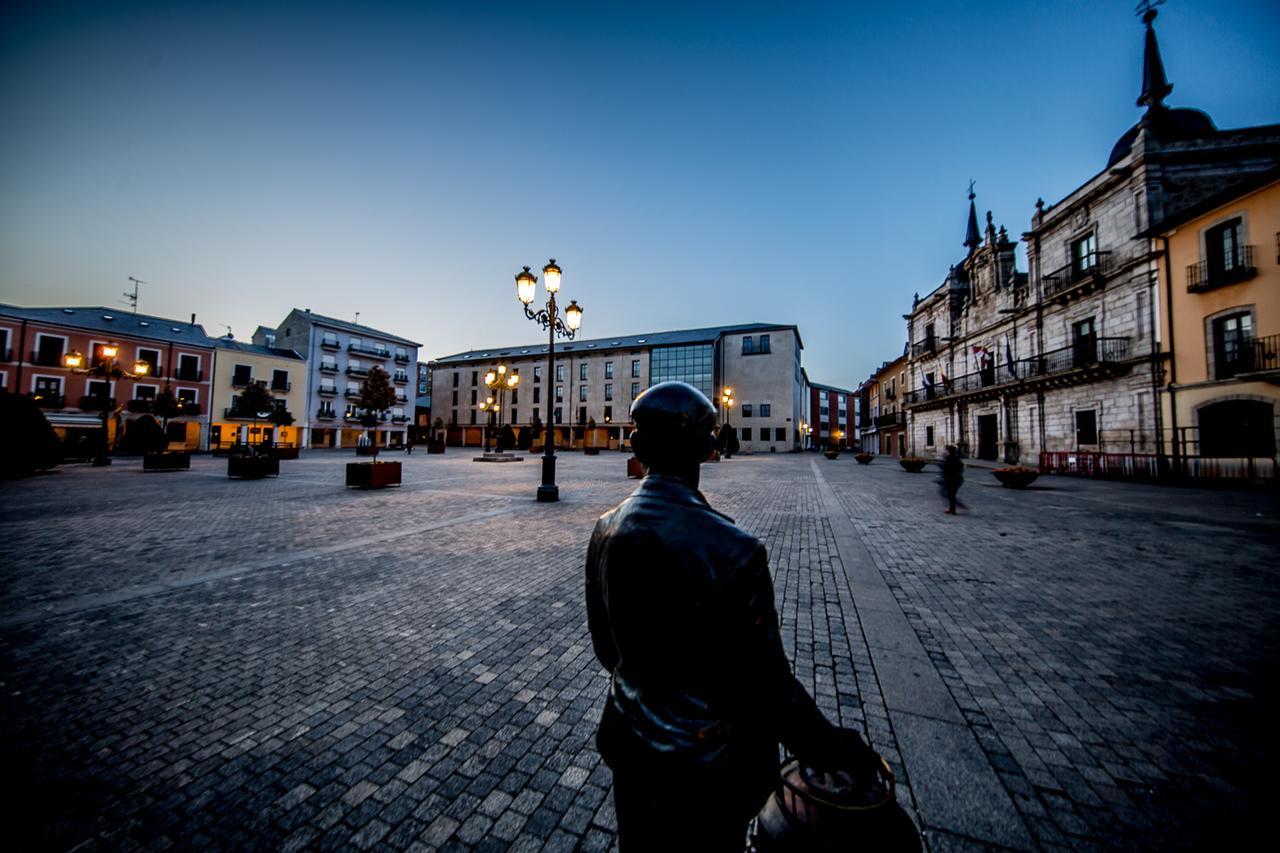 Aroi Bierzo Plaza