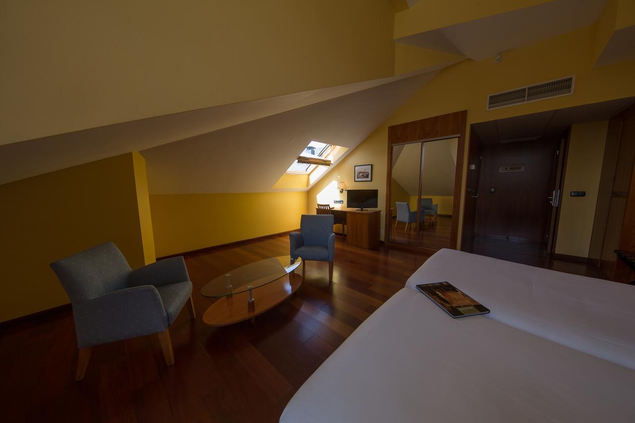 Aroi Bierzo Plaza Hotel