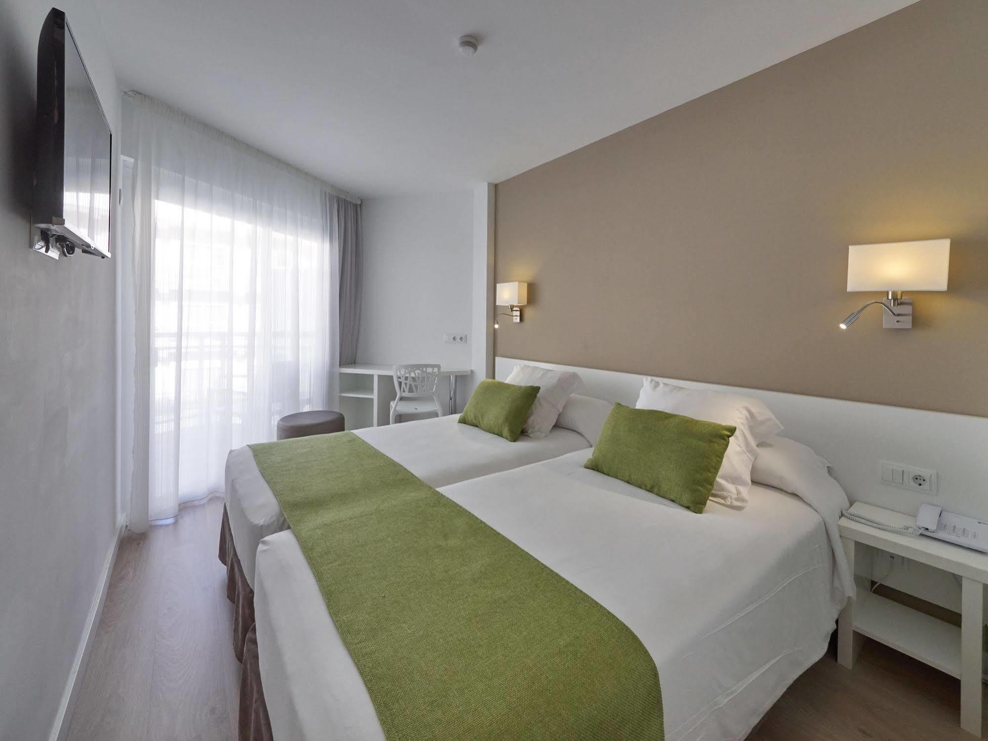 Hotel Bq Amfora - Adults Only 4*
