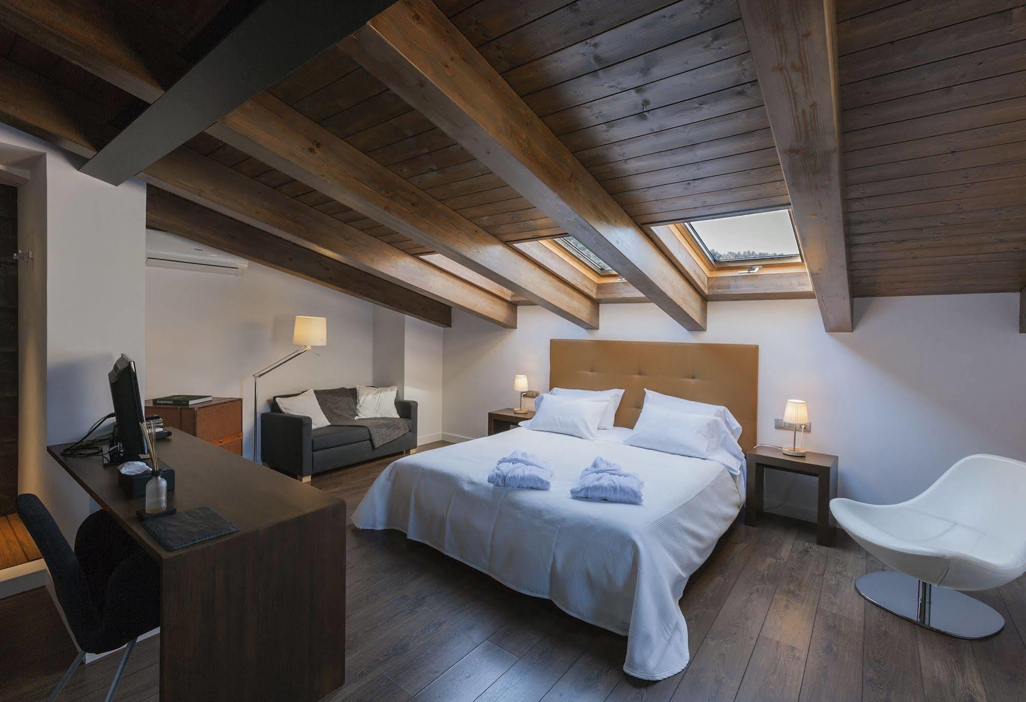 Country Hotel 4*