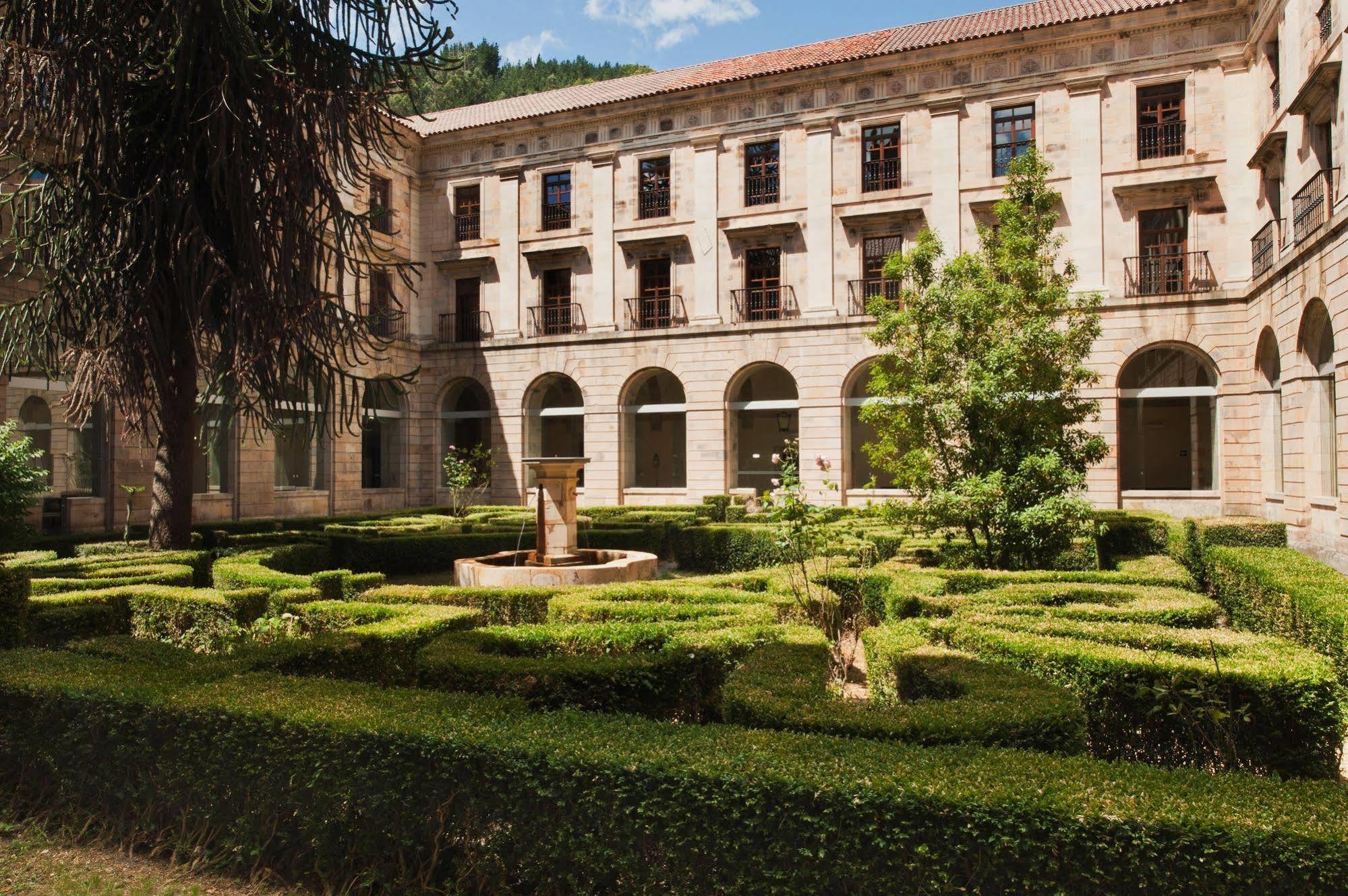 De Corias