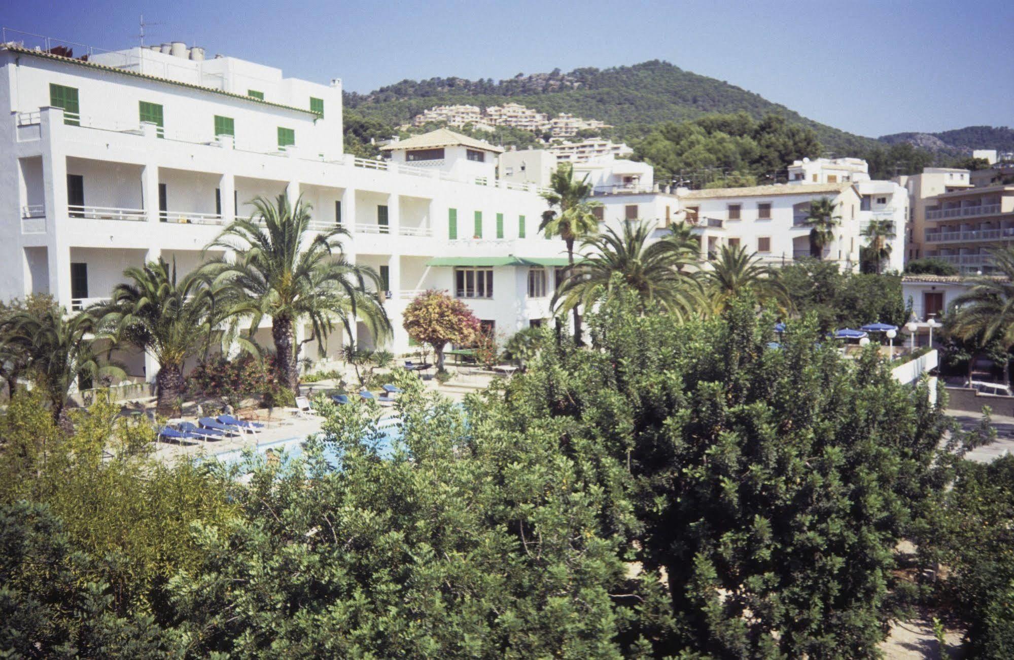 Bella Colina I Vintage 1953 Hotel