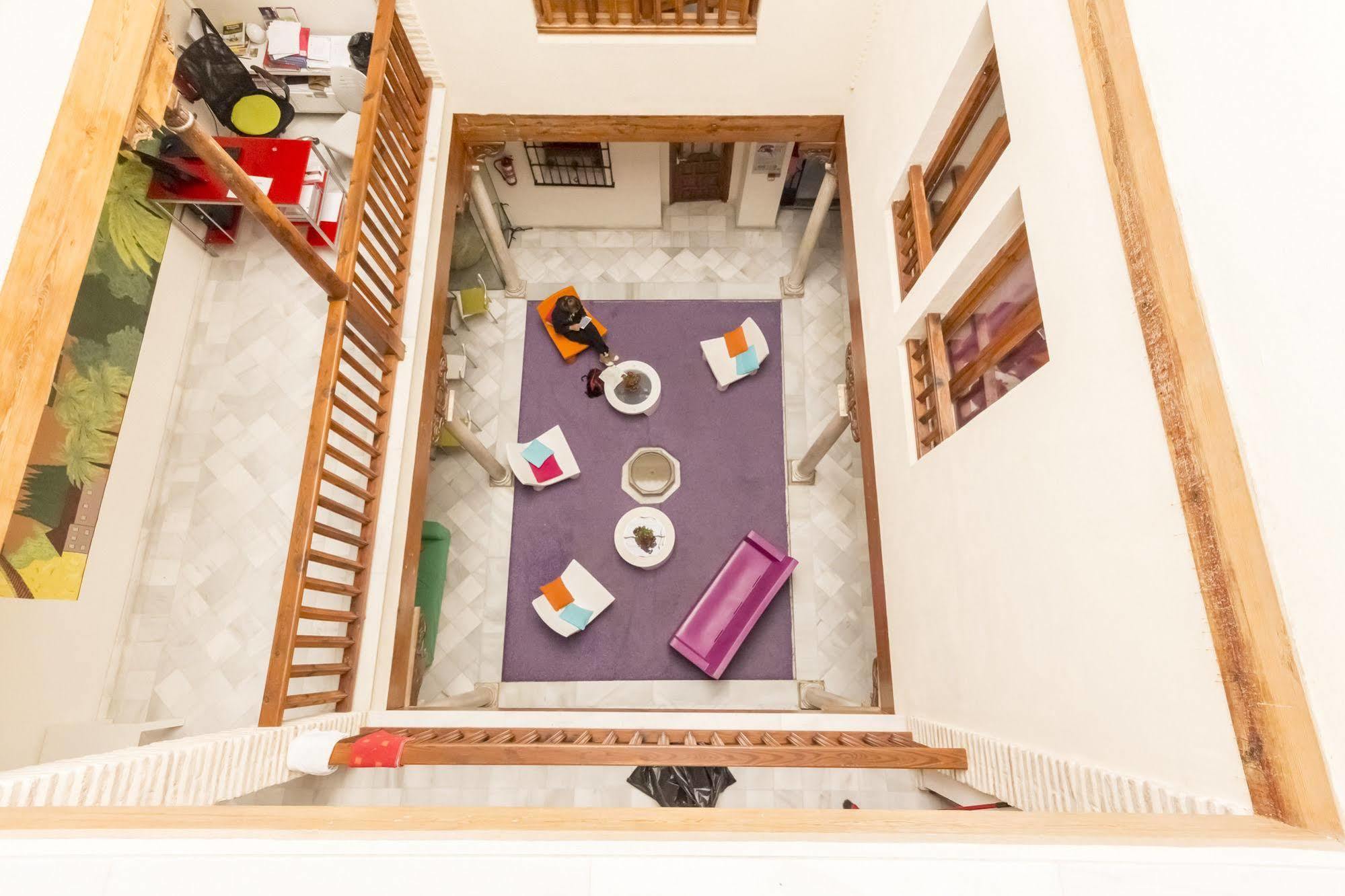 White Nest Hostel Granada