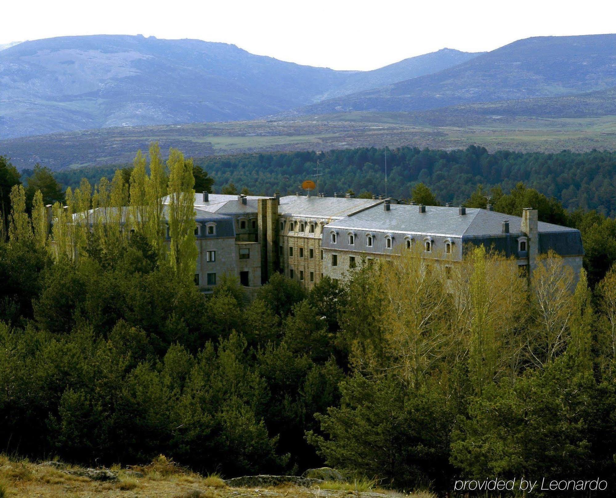 Hotel De Gredos Navarredonda