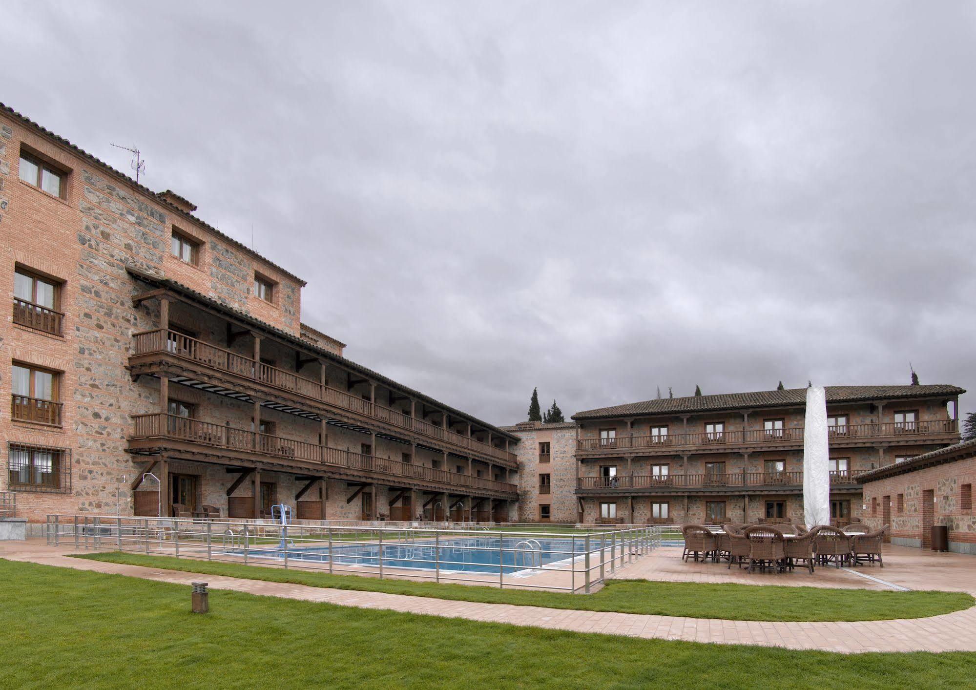 Hotel De 4*