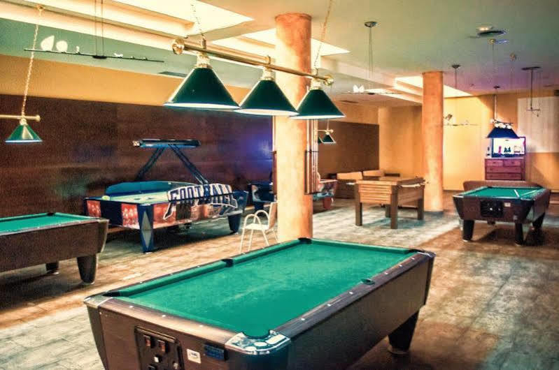 Advise Reina Apartahotel 4*