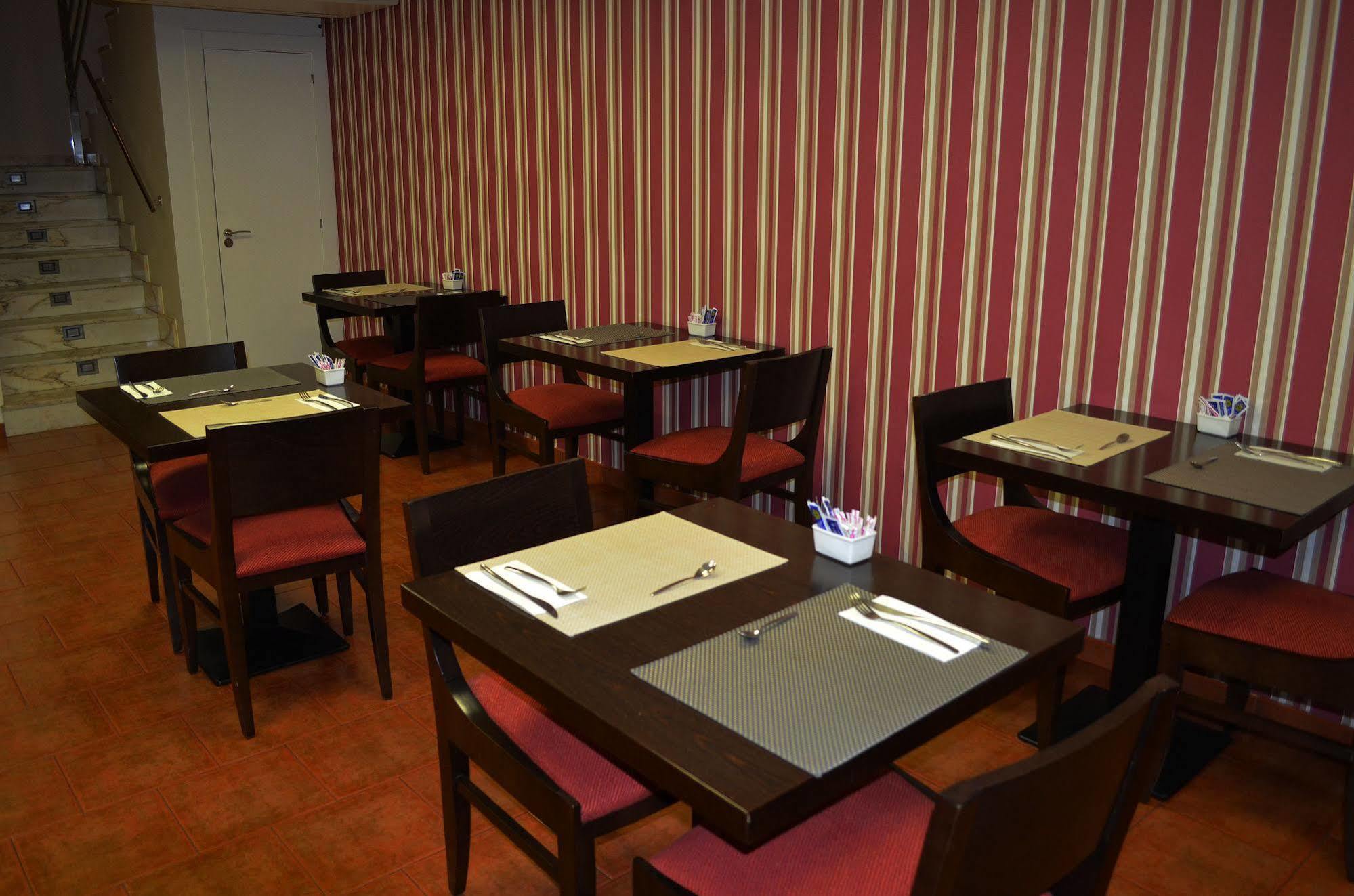 Hotel El Retiro De Cardea 3*