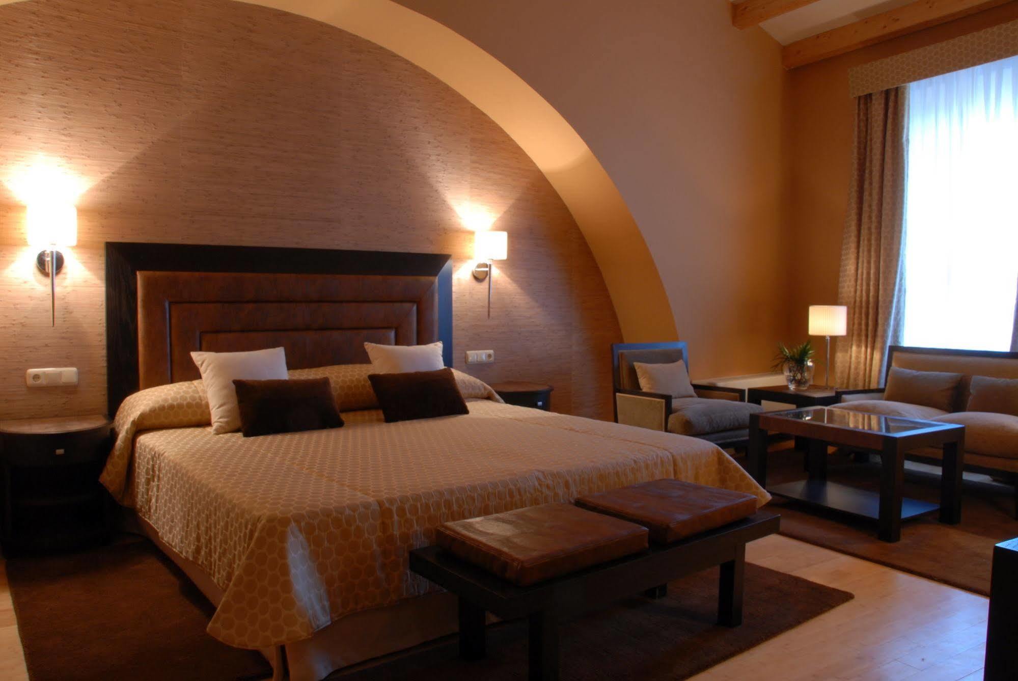 Hospes Palacio De Arenales & Caceres