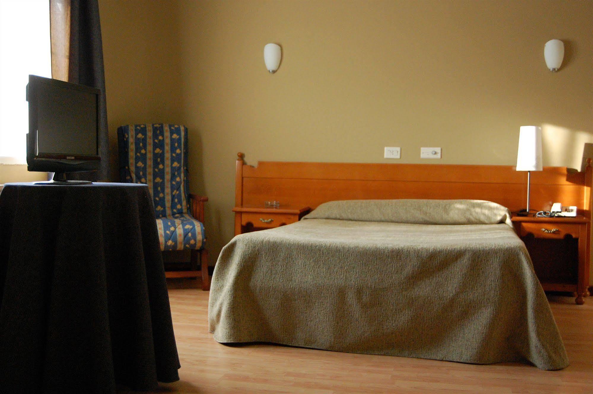 Paris Hotel