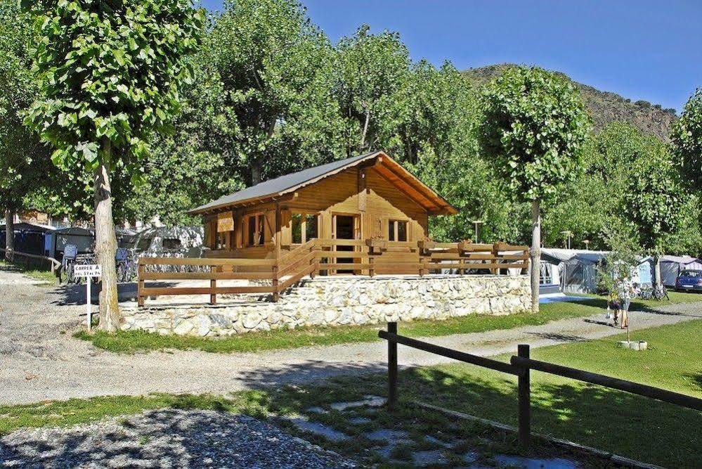 Nou Camping 4*