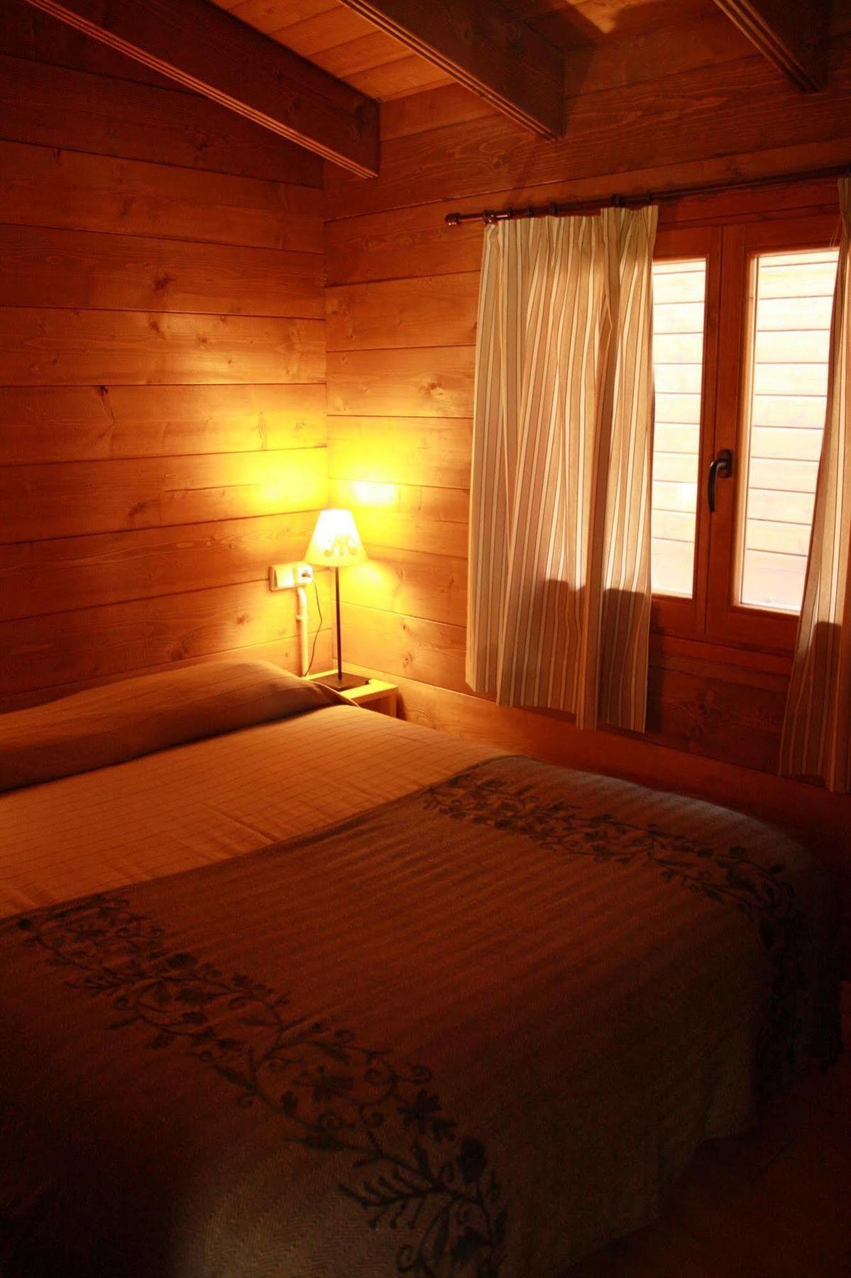 Nou Camping 4*