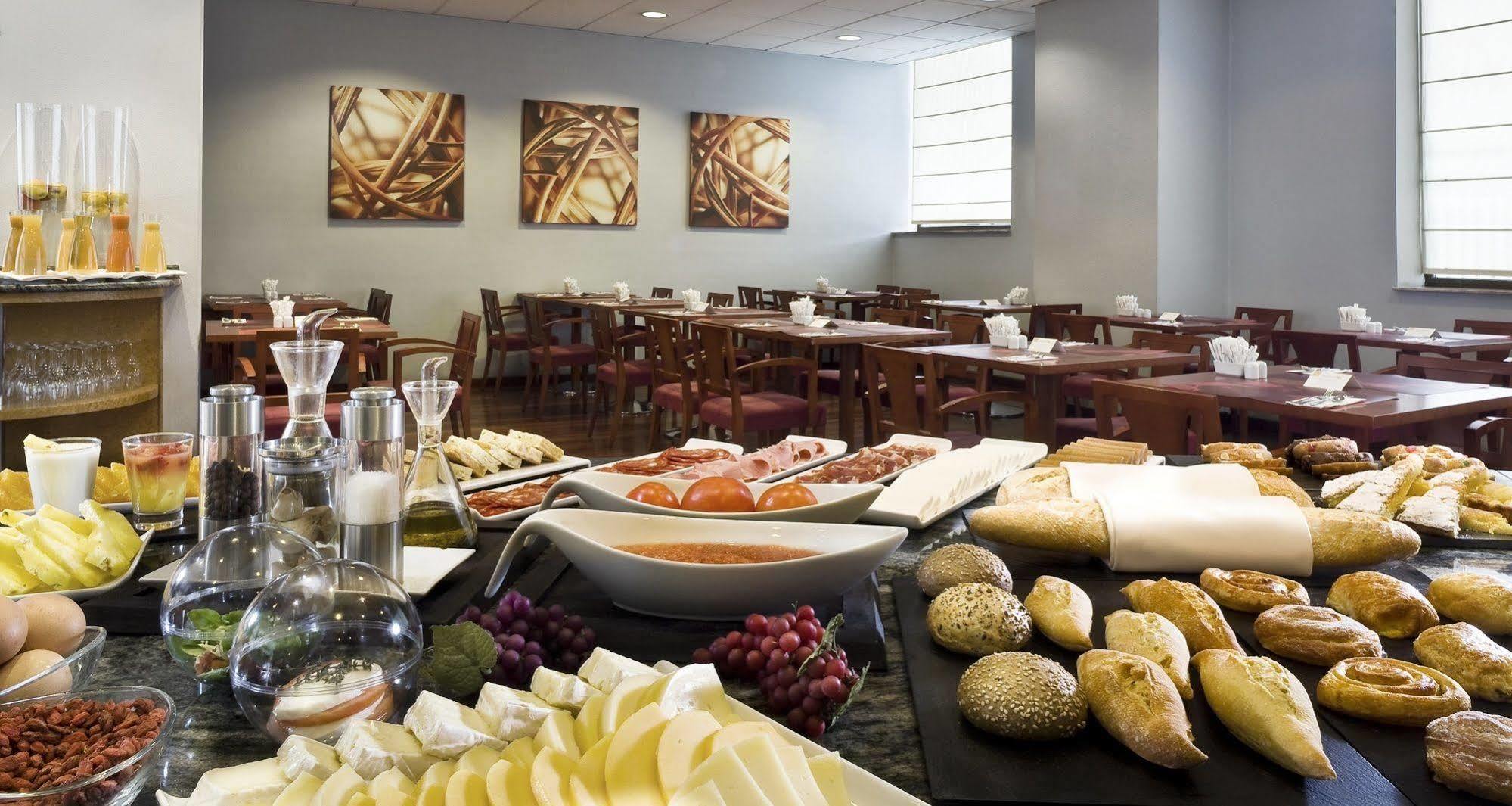 Hesperia Hotel
