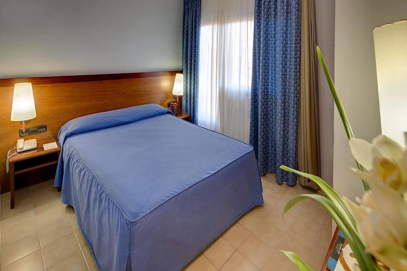 Civera Hotel 3*