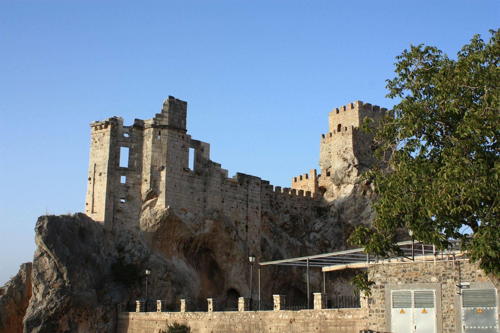 Hotel Zuhayra 2*