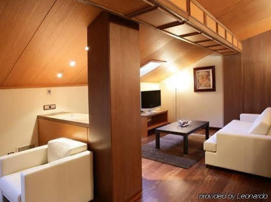 Rios Hotel 3*