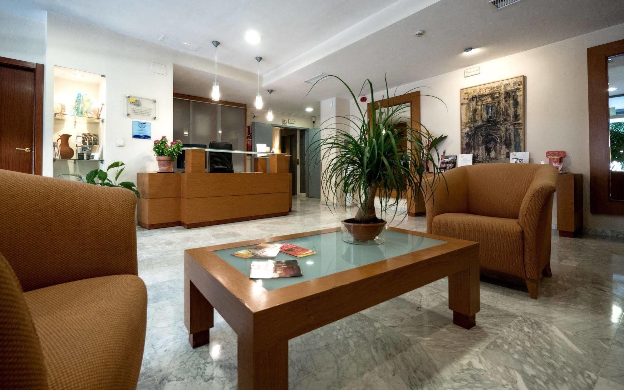 Plaza Santa Lucía Hotel