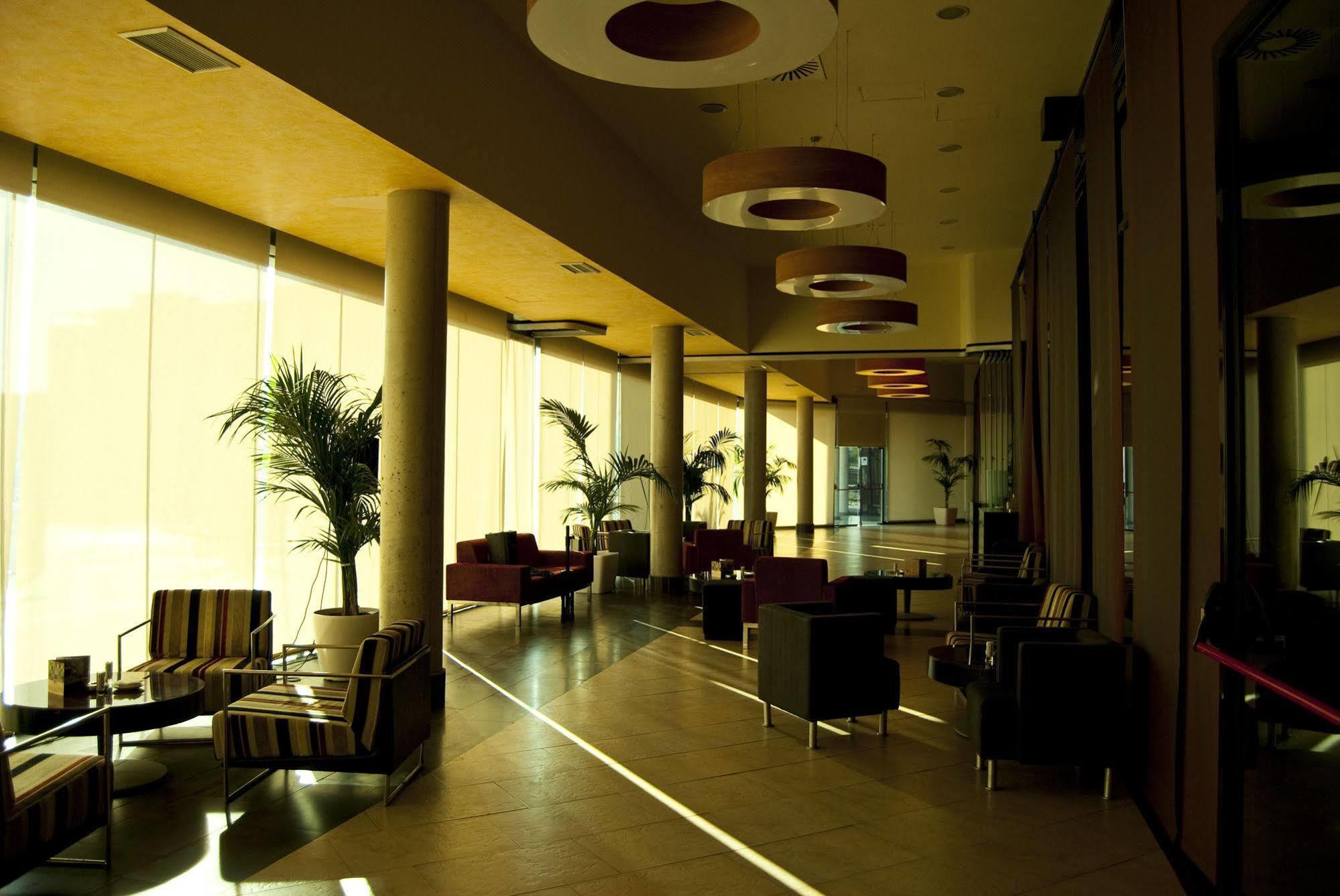 Hotel Artes 3*