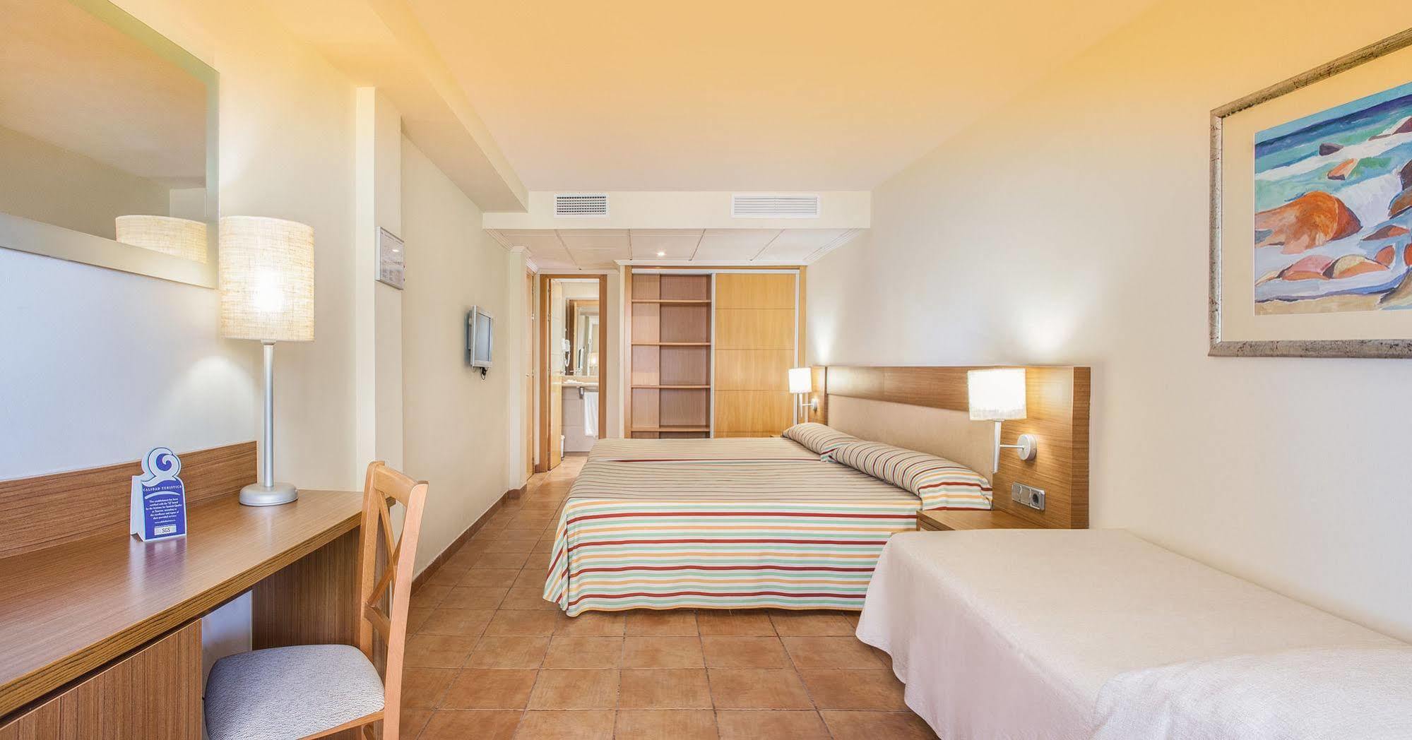 Rh Casablanca 4*