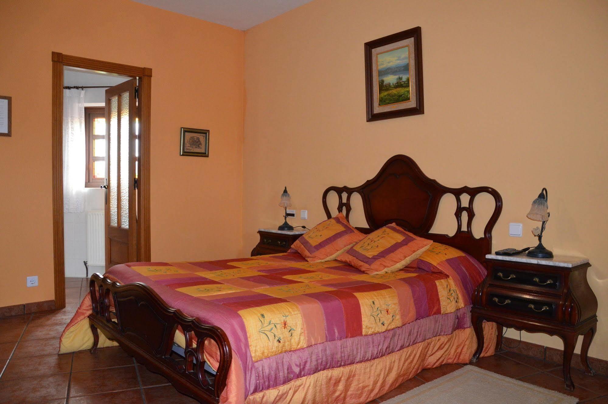 Hotel Mar De Queo 2*