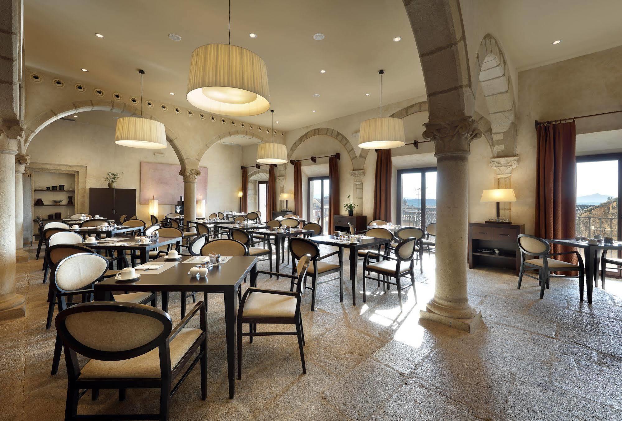 Eurostars Palacio De Santa Marta Hotel 4*
