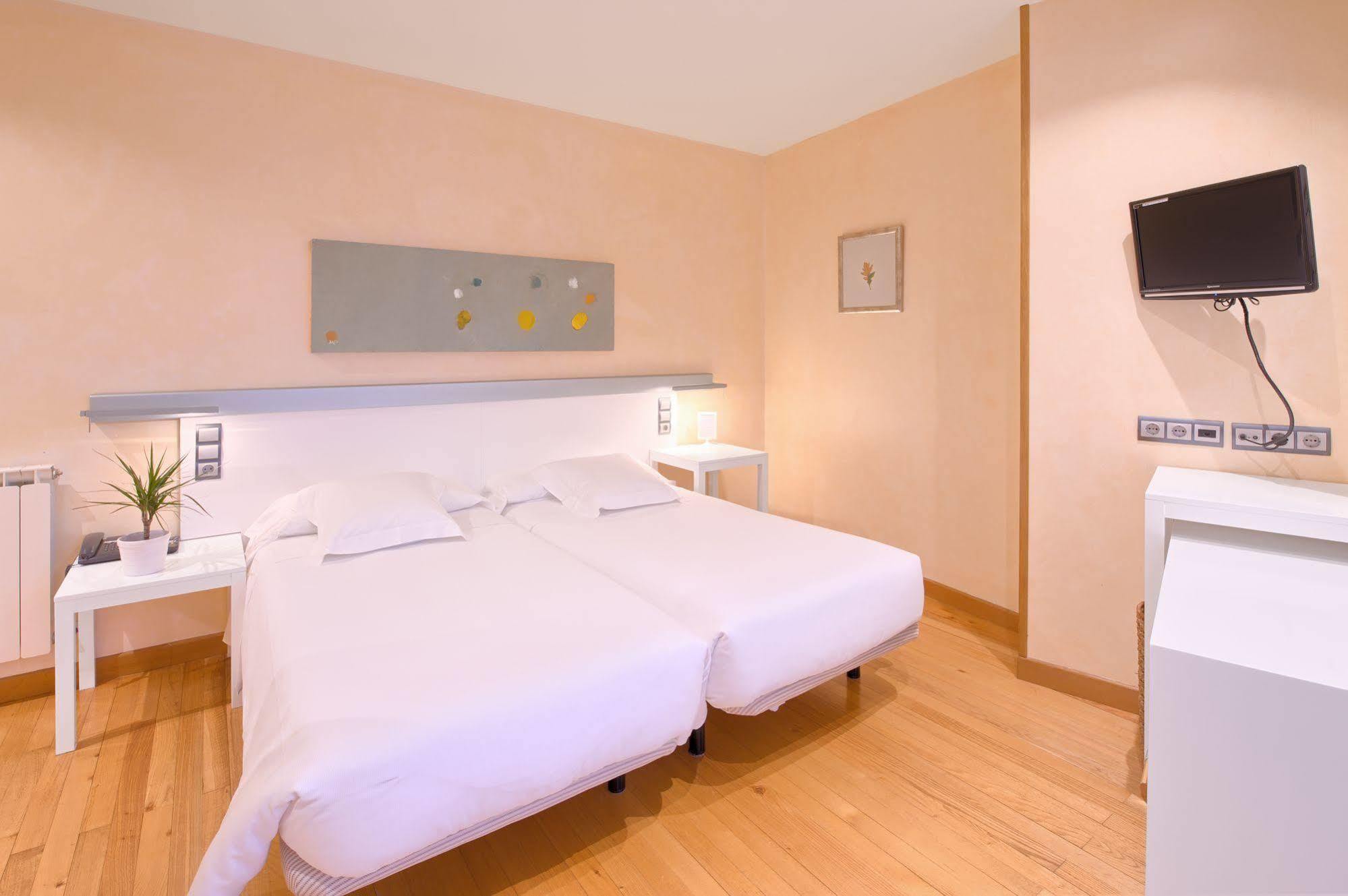Hotel Nochendi Onís