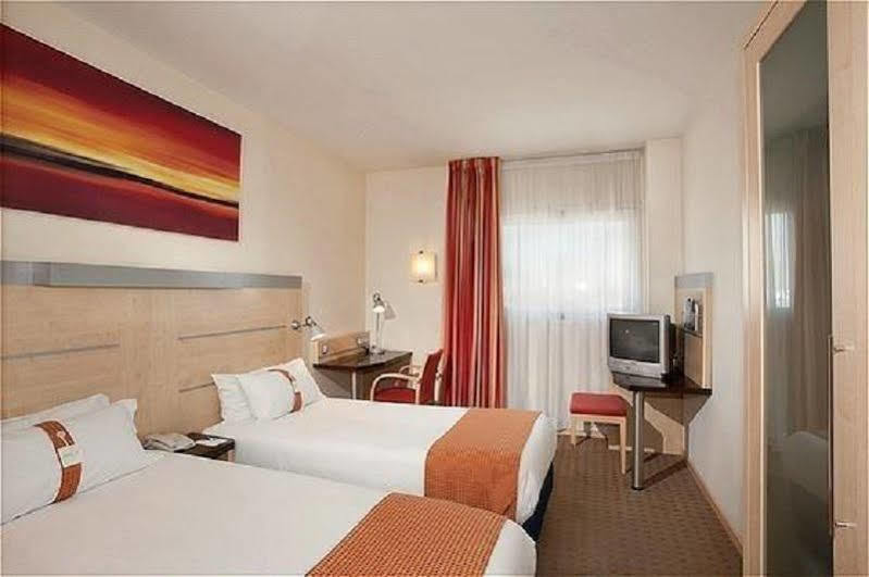 Express Madrid-alcorcon By Ihg 3*