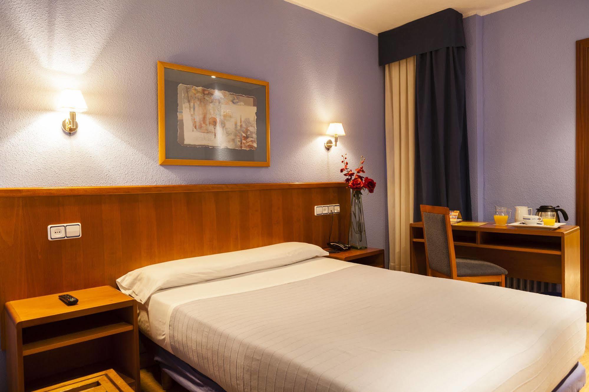Express Covadonga Hotel 2*