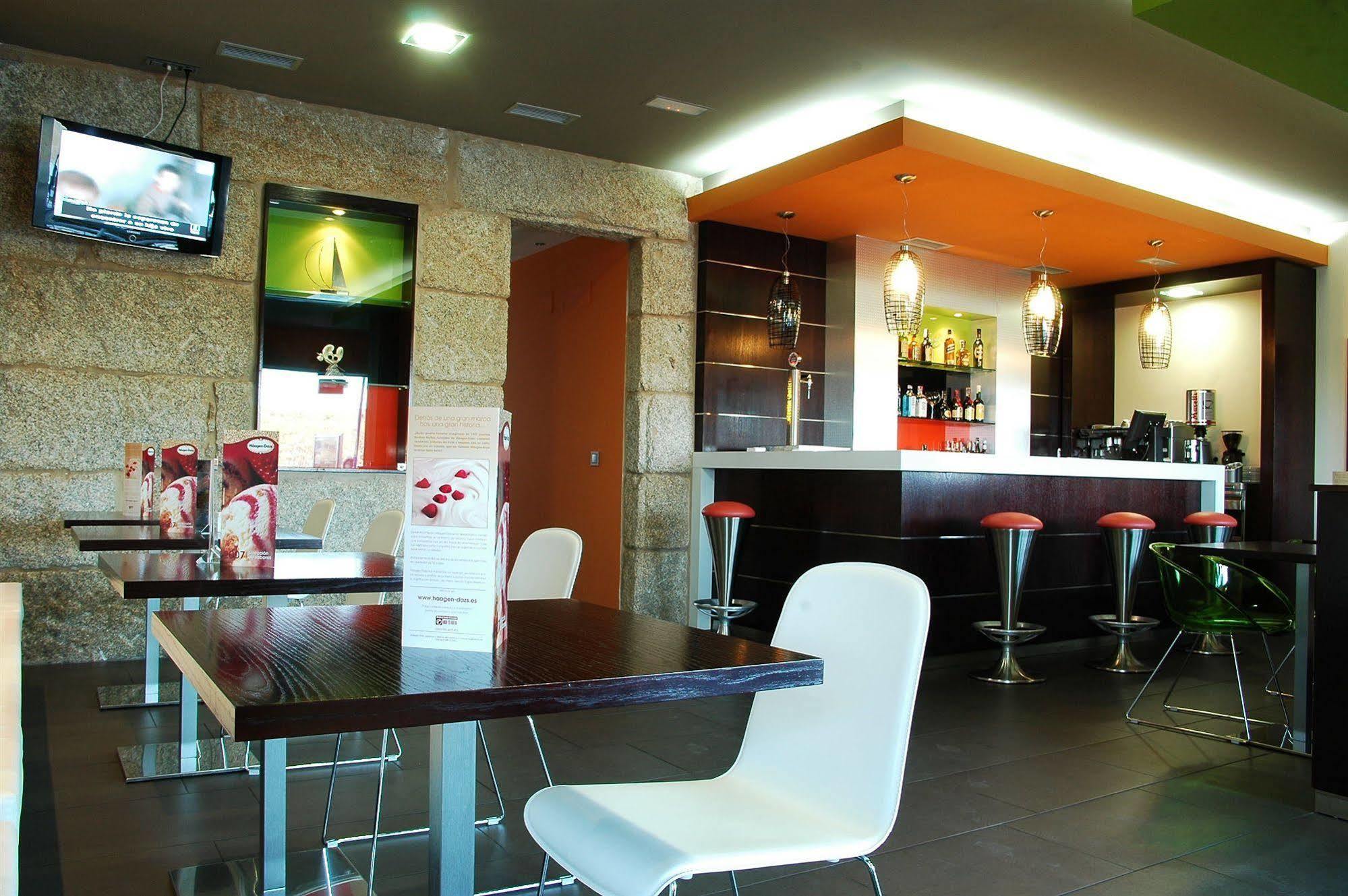 Puente De La Toja Hotel 3*