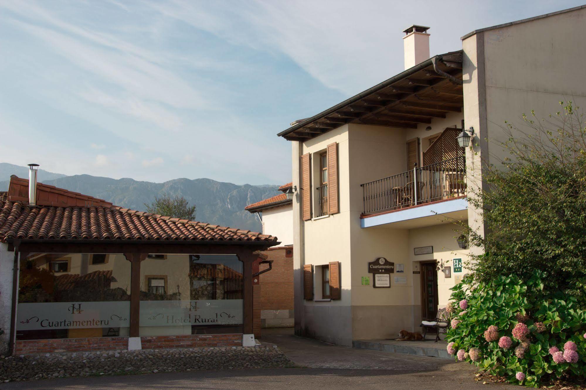 Hotel Rural Cuartamenteru 2*