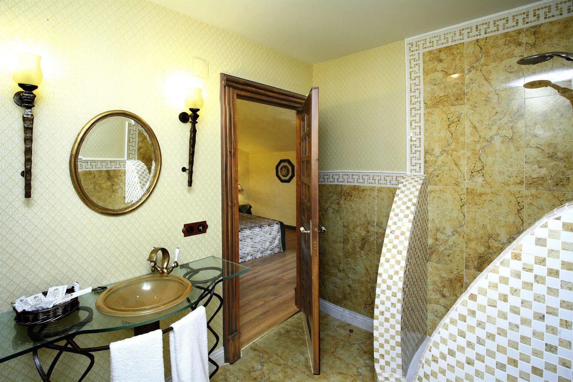 Boutique Real Casona De Amas Hotel 3*