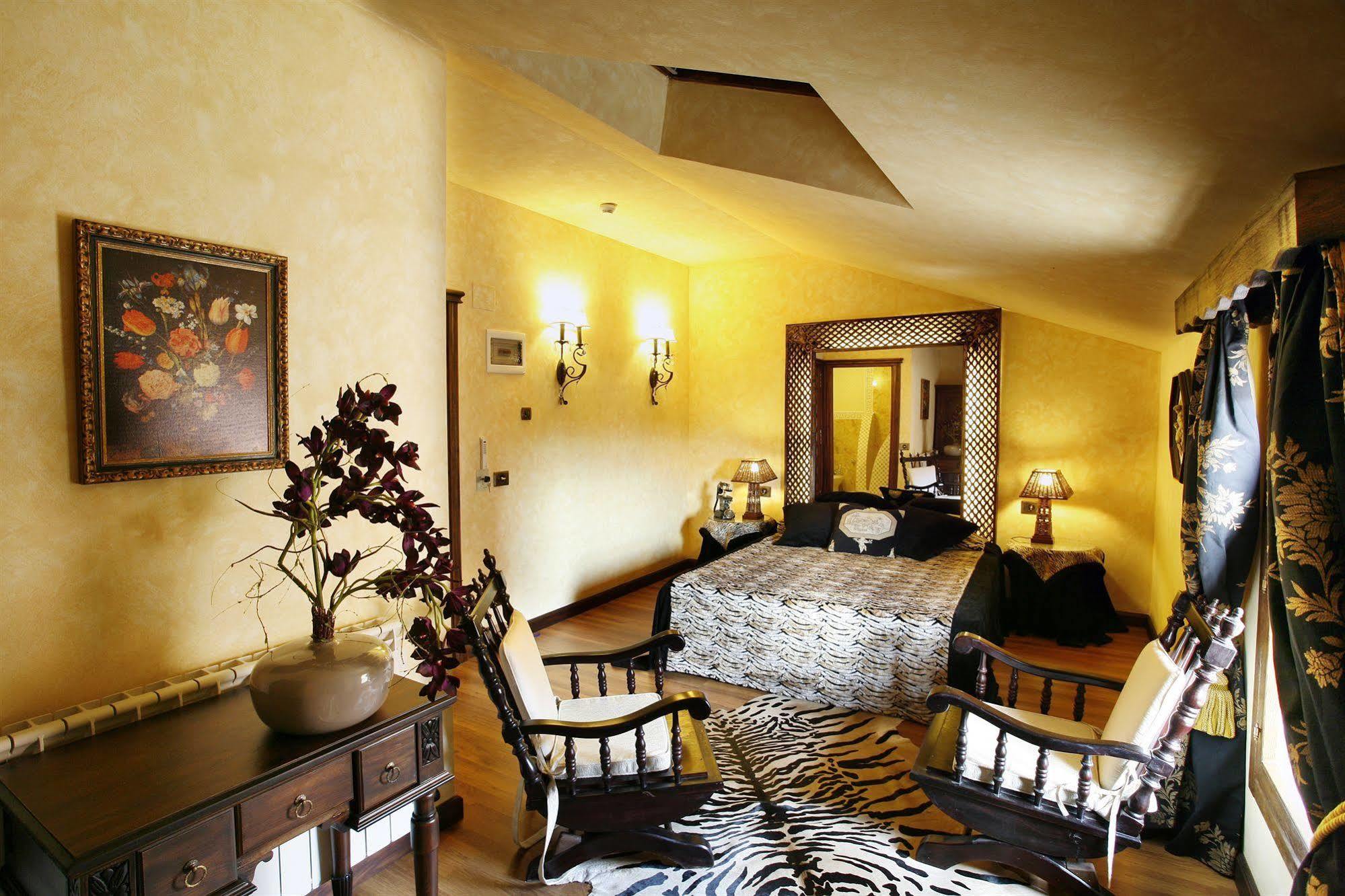 Hotel Boutique Real Casona De Amas 3*