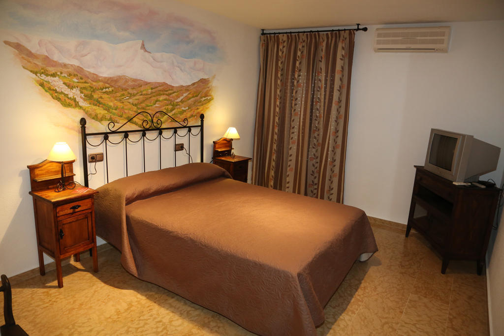 Hotel Puerta Nazarí 2*