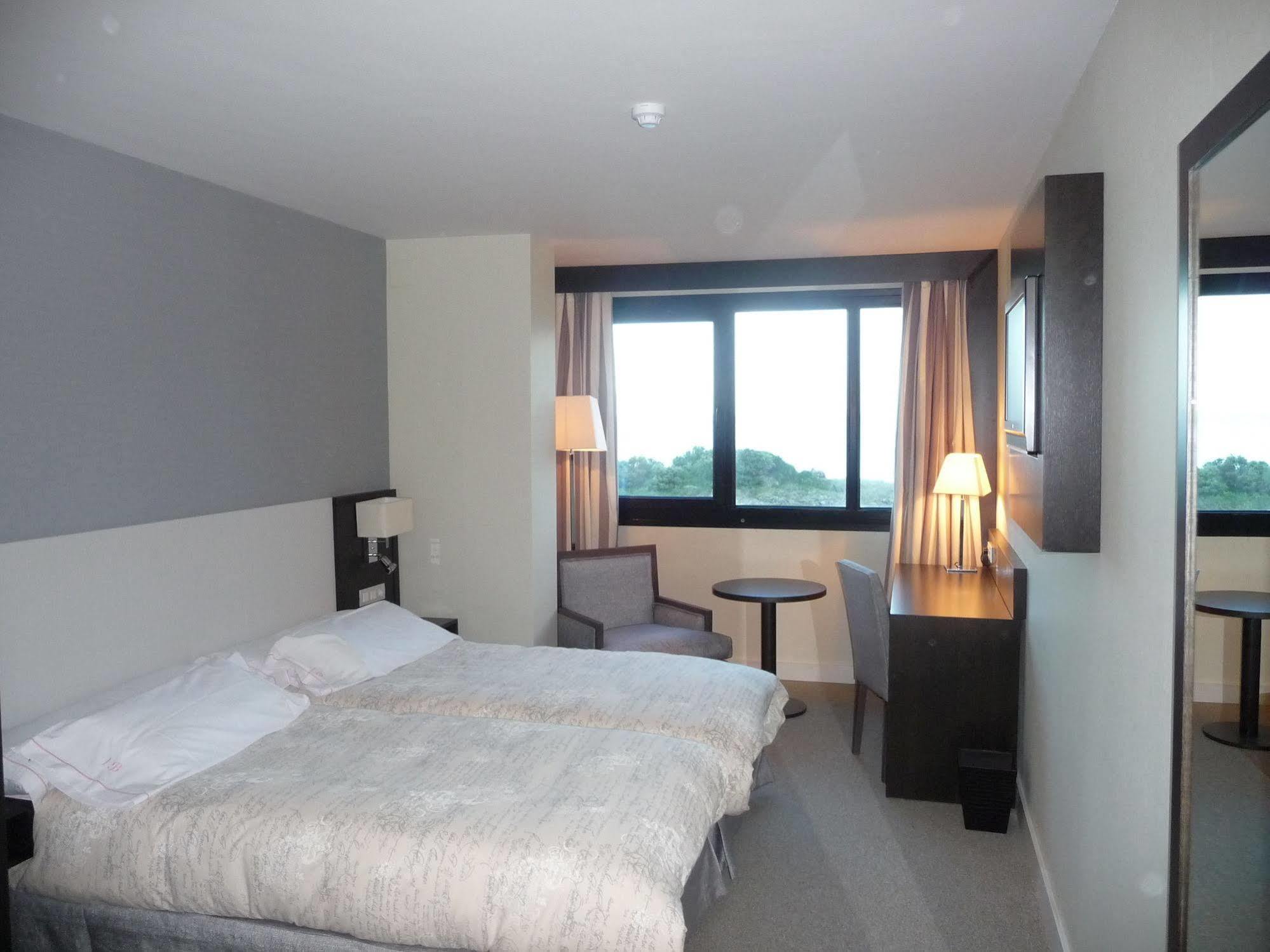Bella & Hotel 3*