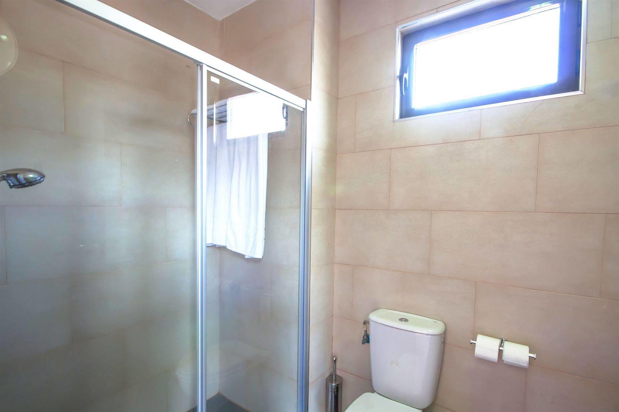Apartamento Baluart Caces