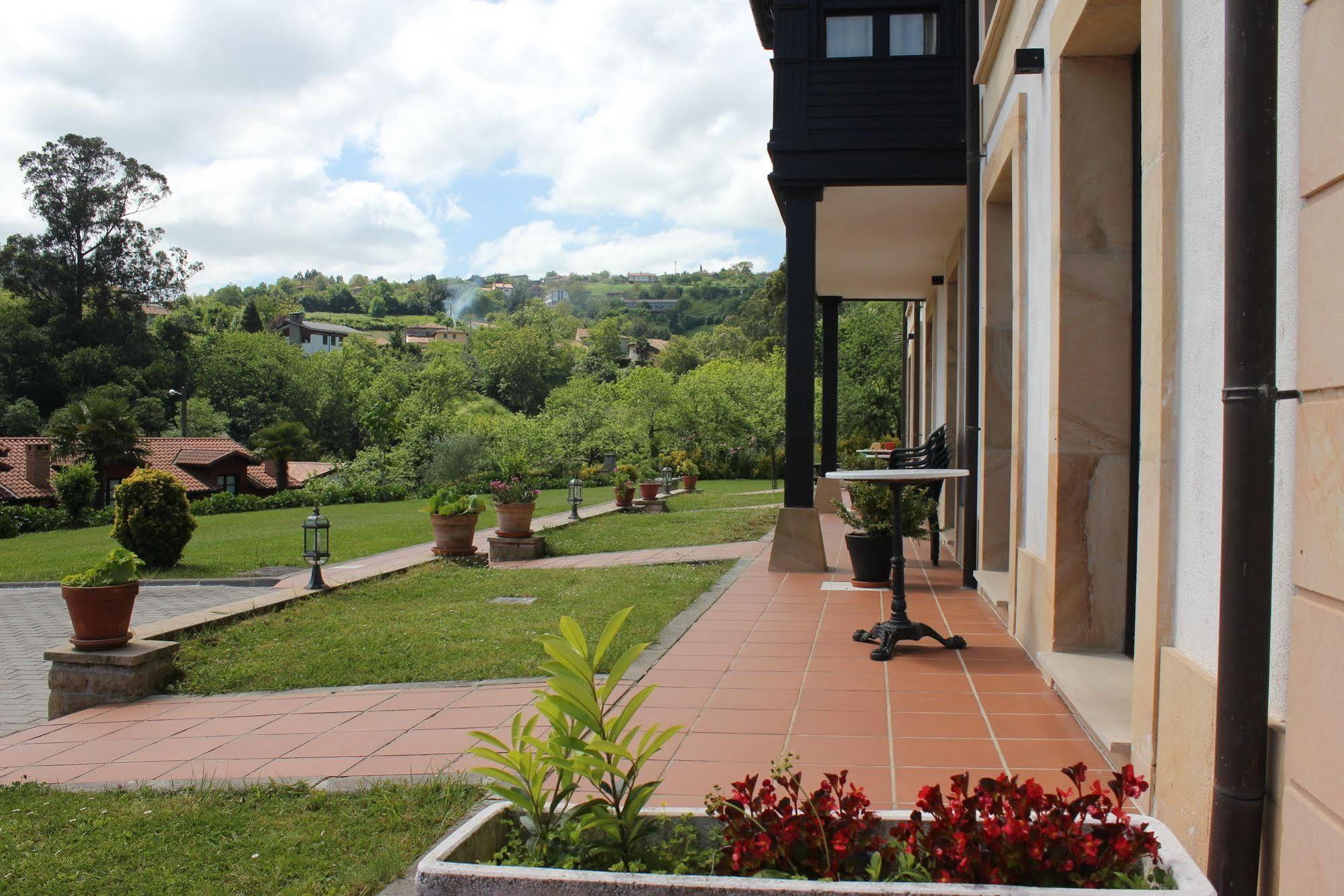 La Casona De La Roza Apartamento Valbucar