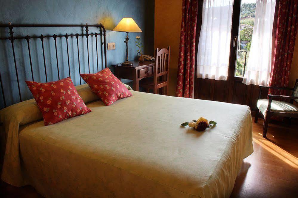 Hotel Dona Sancha 3*