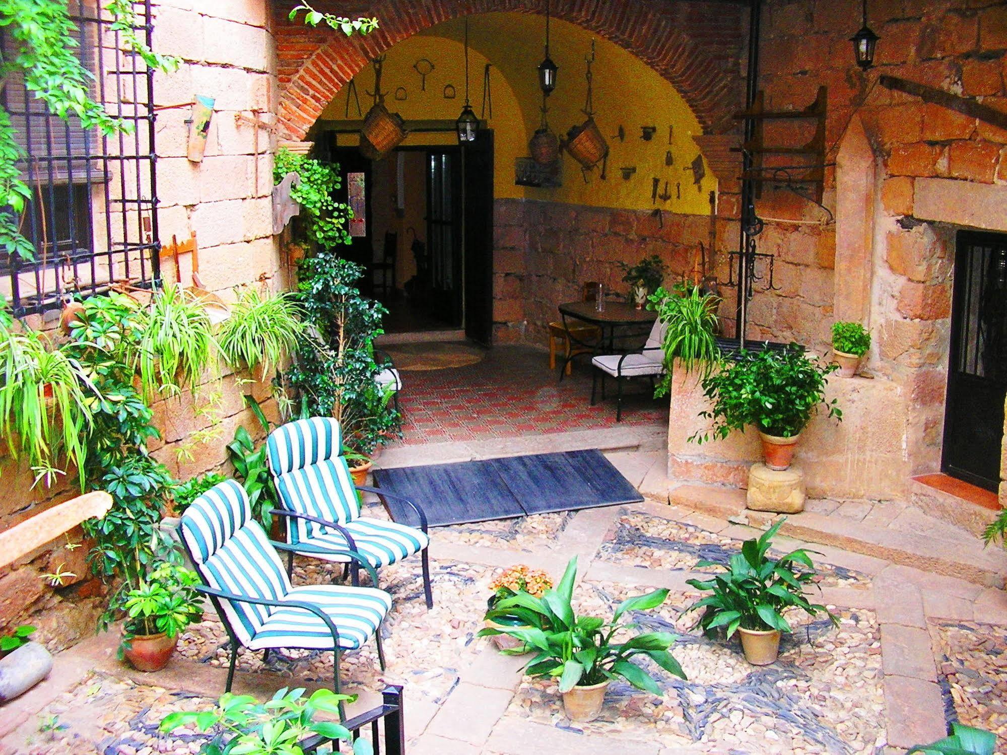 Palacio Guzmanes 3*