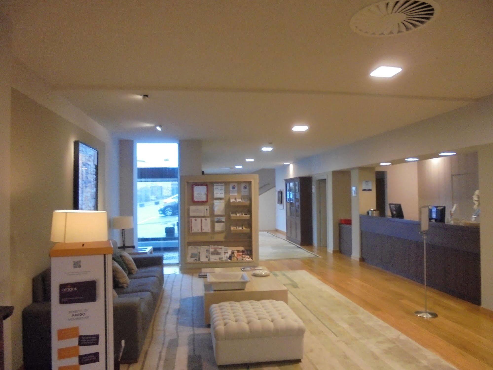Hotel De 4*