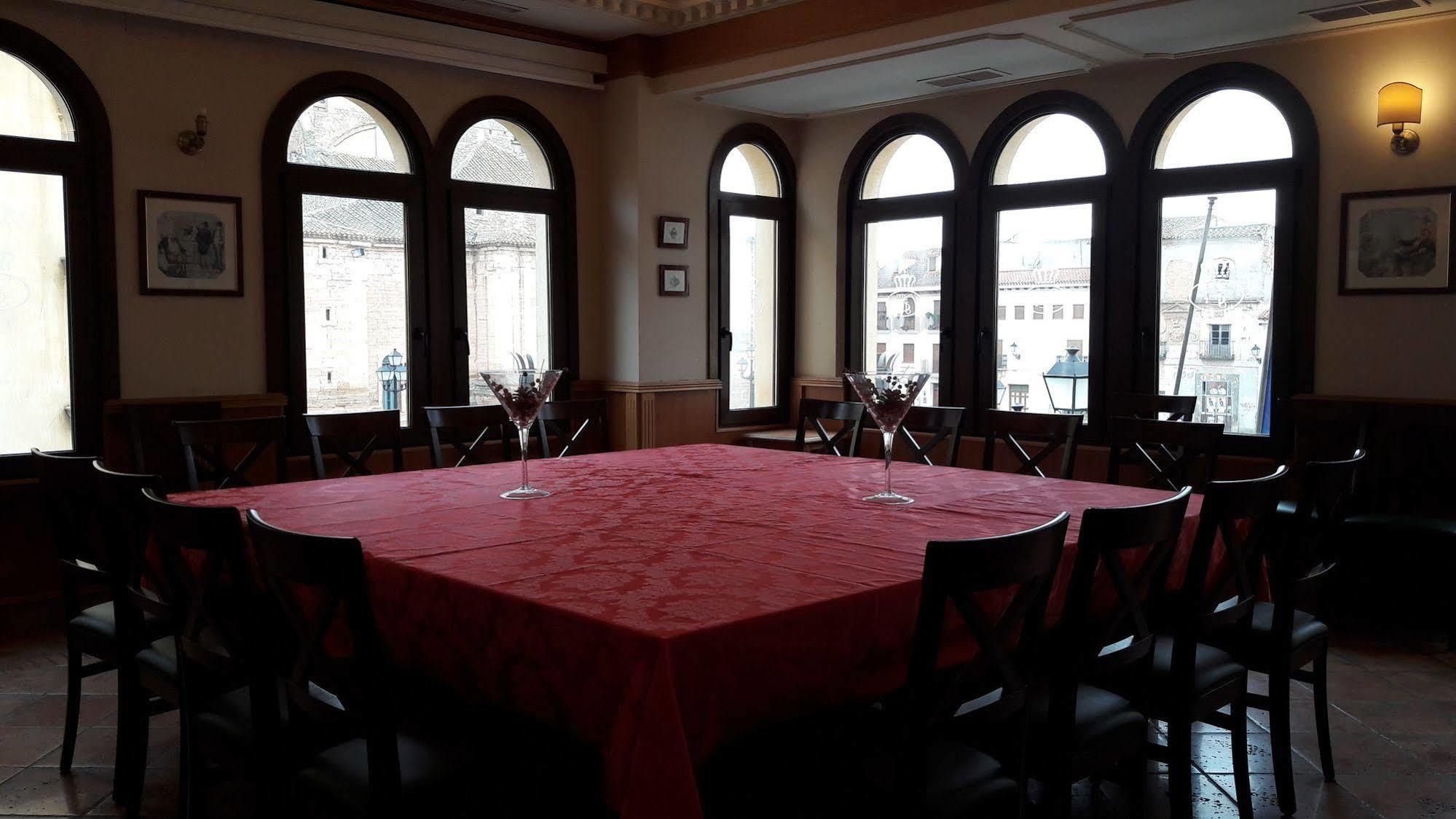 Juan Carlos I Hotel