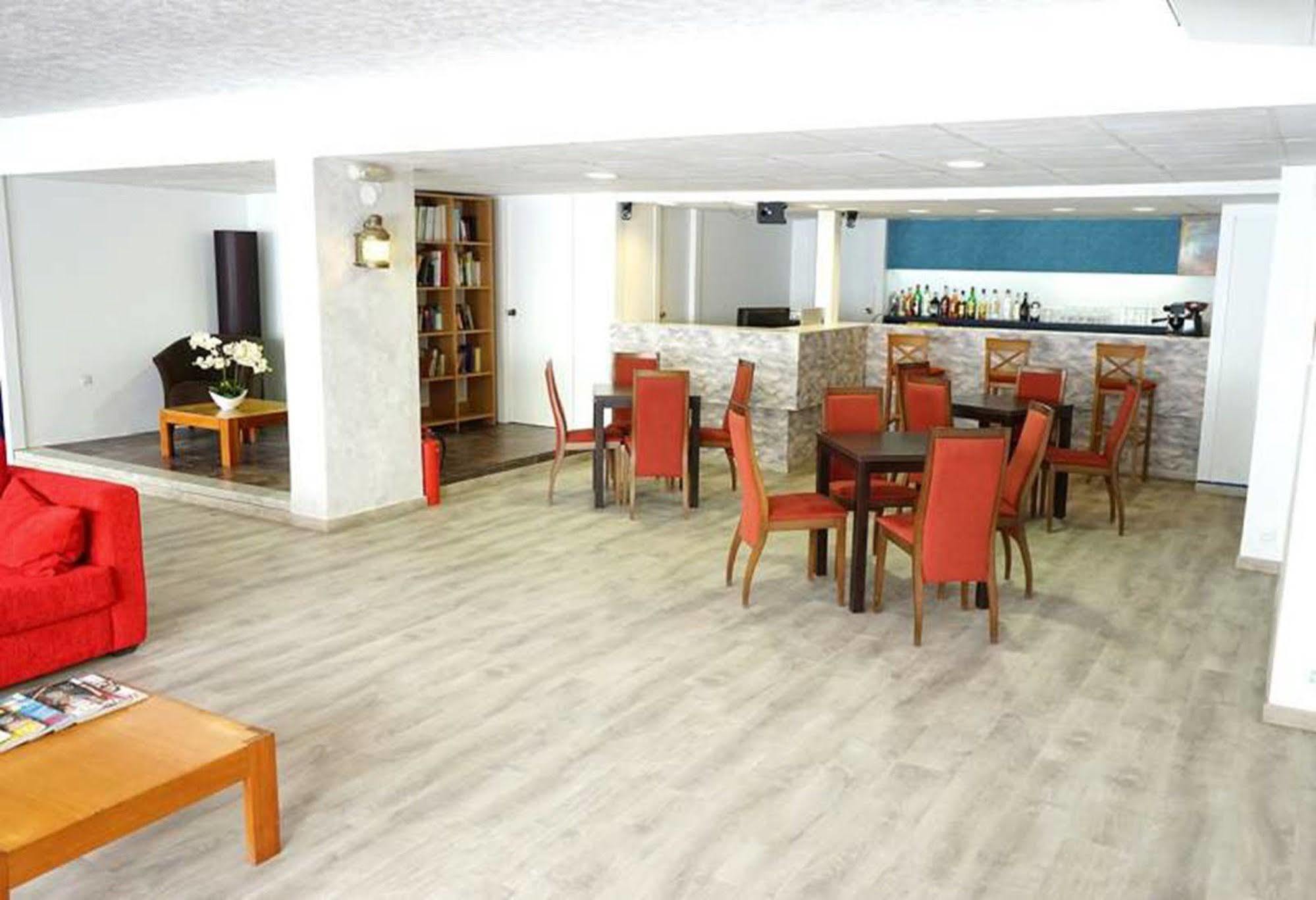 Hotel Checkin Torredembarra