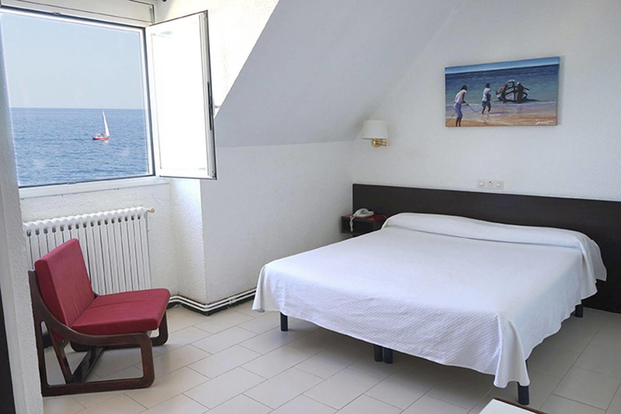 Checkin 3* Torredembarra