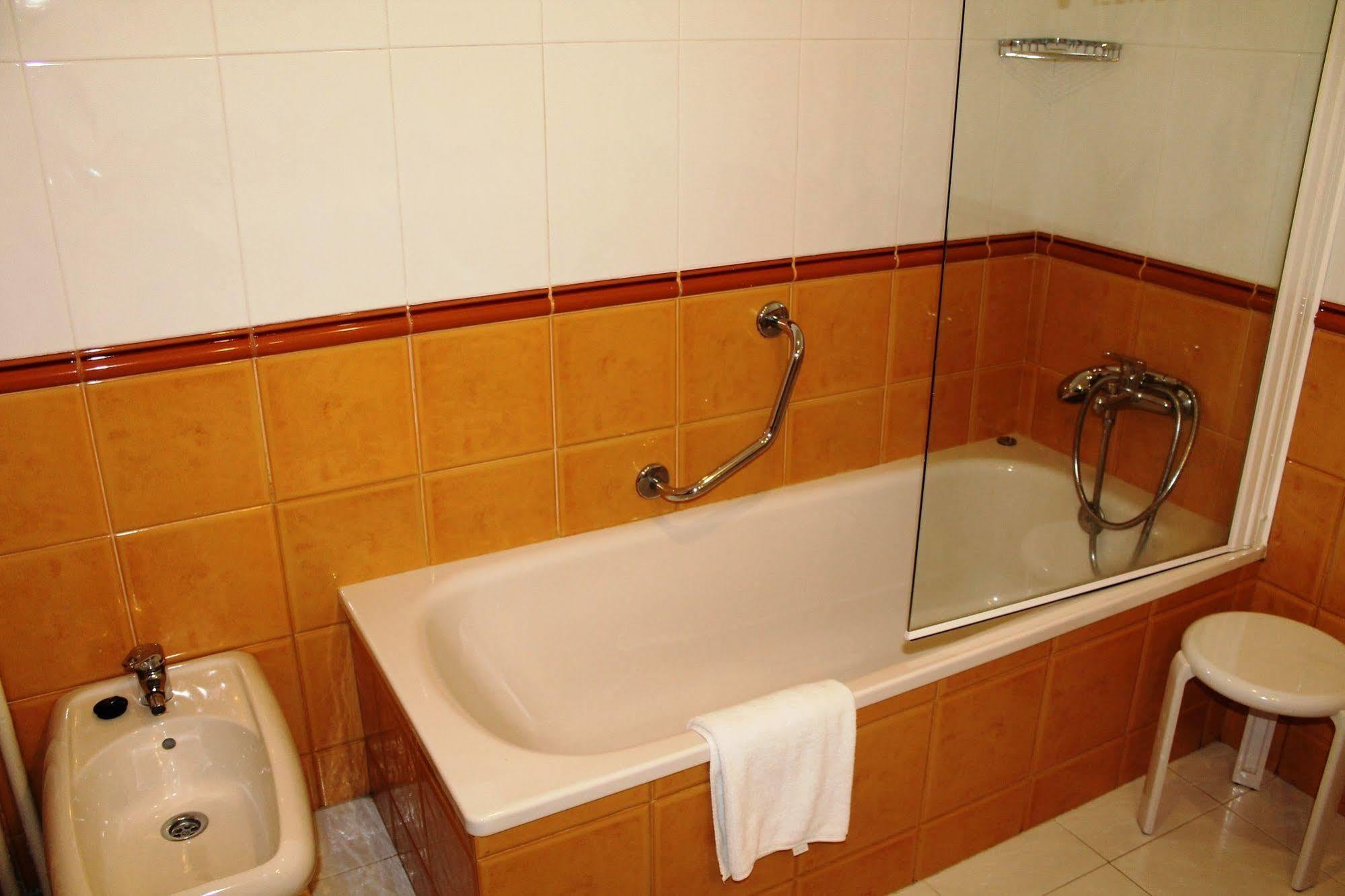 Hotel De 3*
