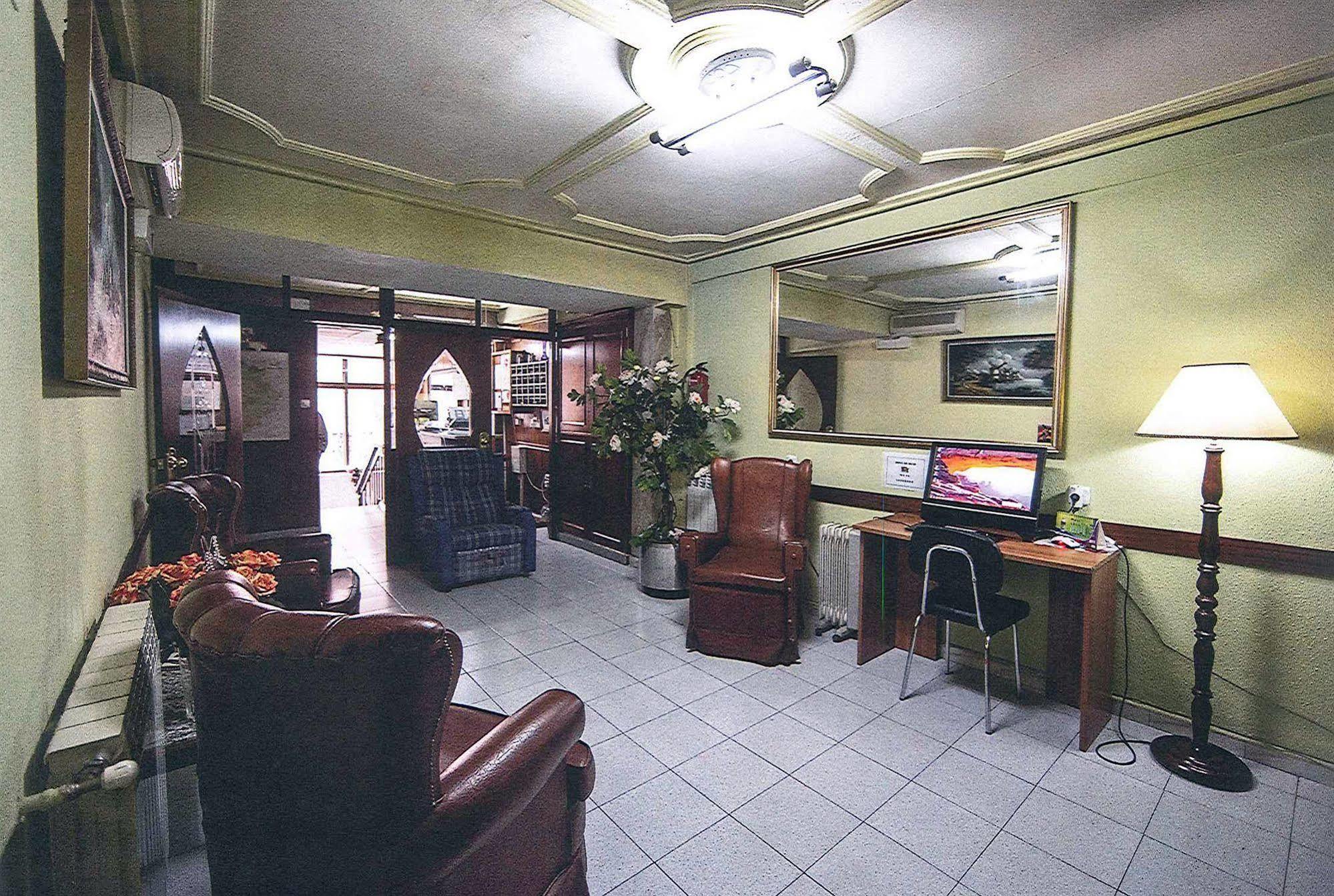 La Rosa Guest house Caceres
