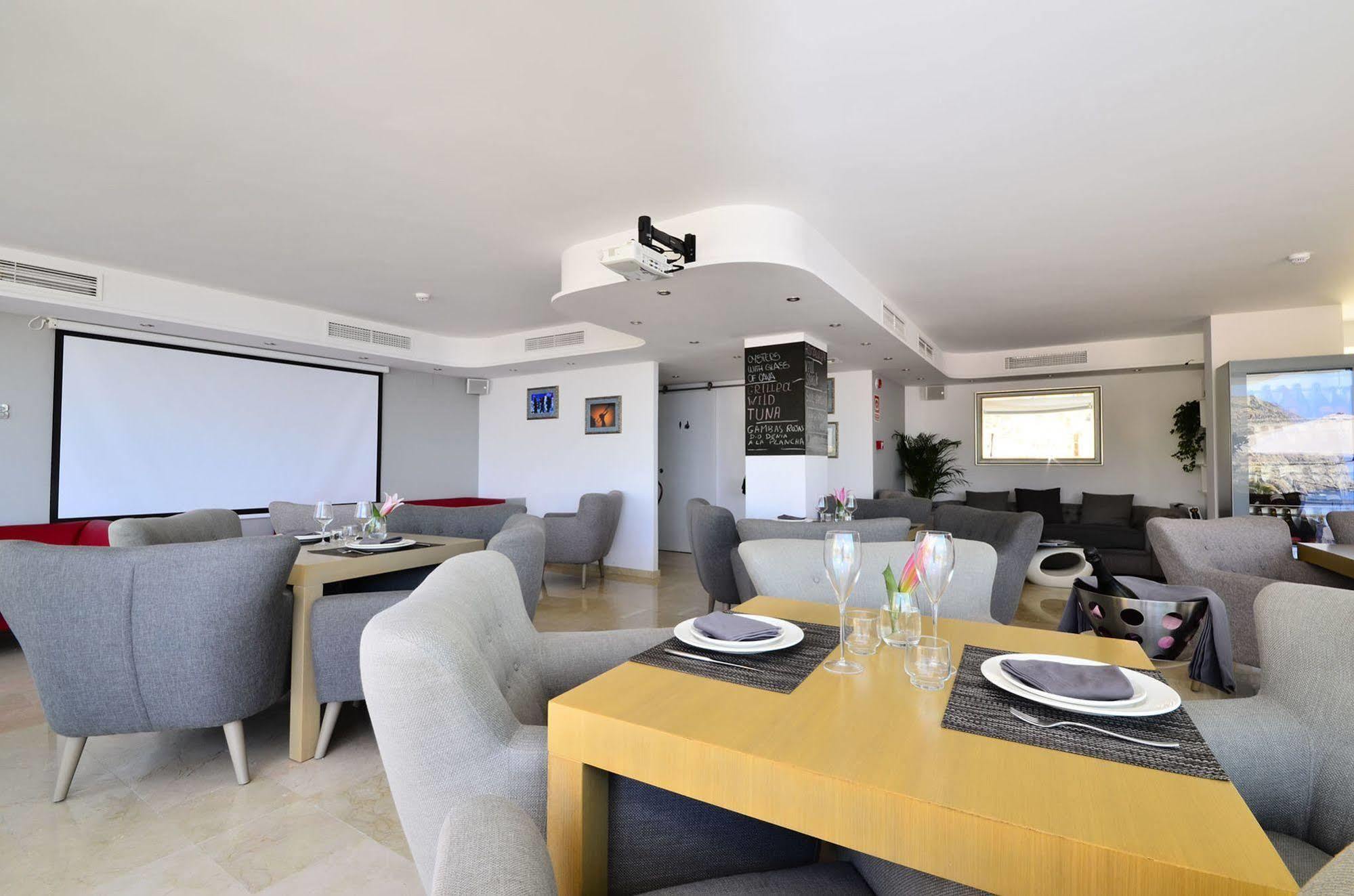 Apartamento Atico Ola Blanca