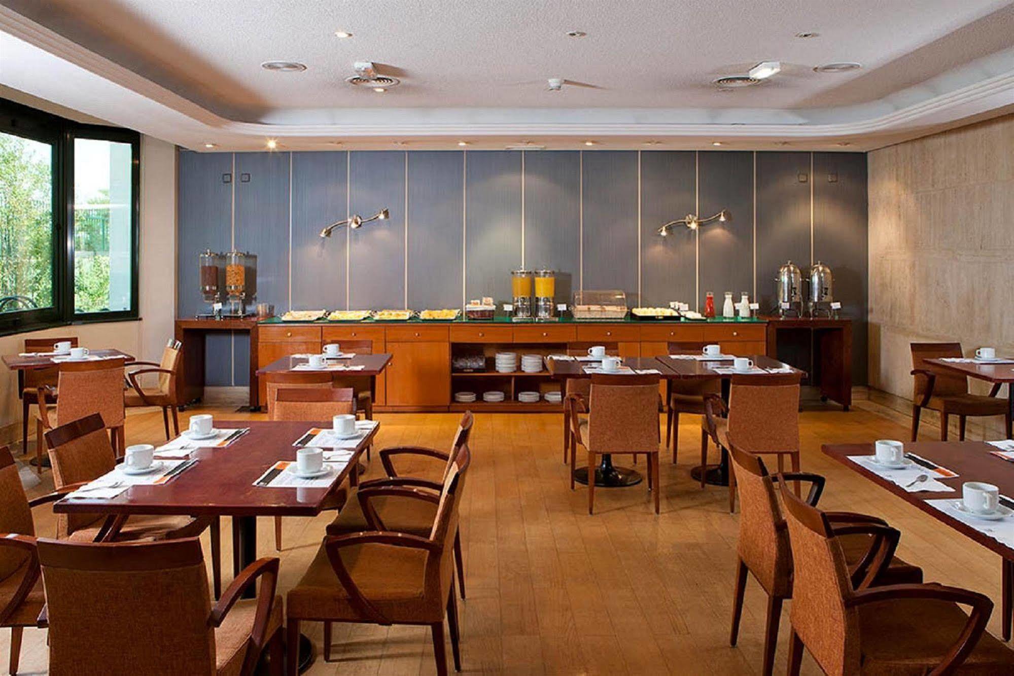 Th Rozas Aparthotel 3*