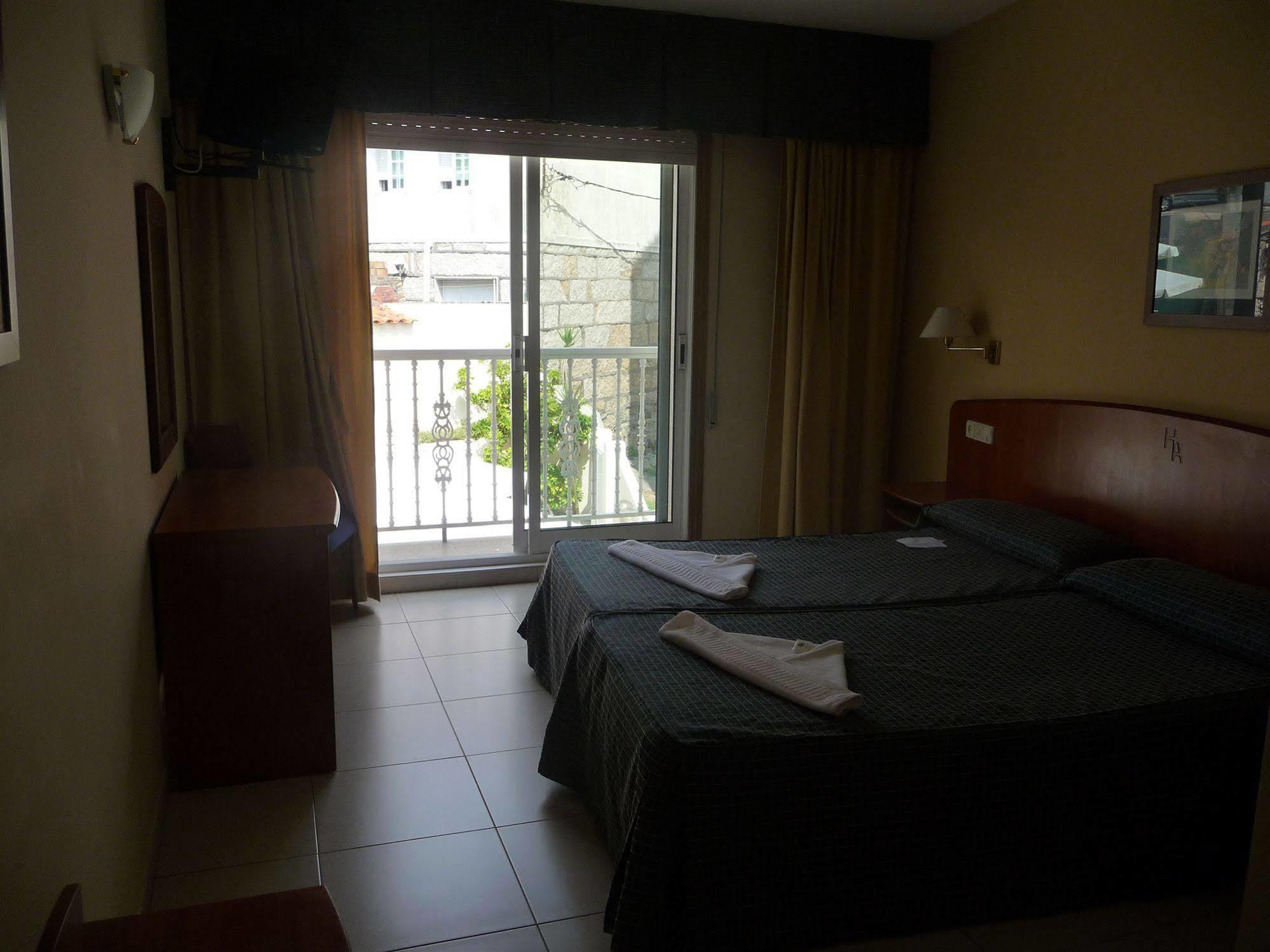 Hotel Atalaya Ii
