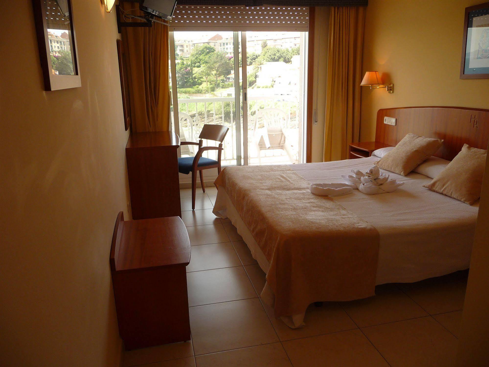 Hotel Atalaya Ii Portonovo
