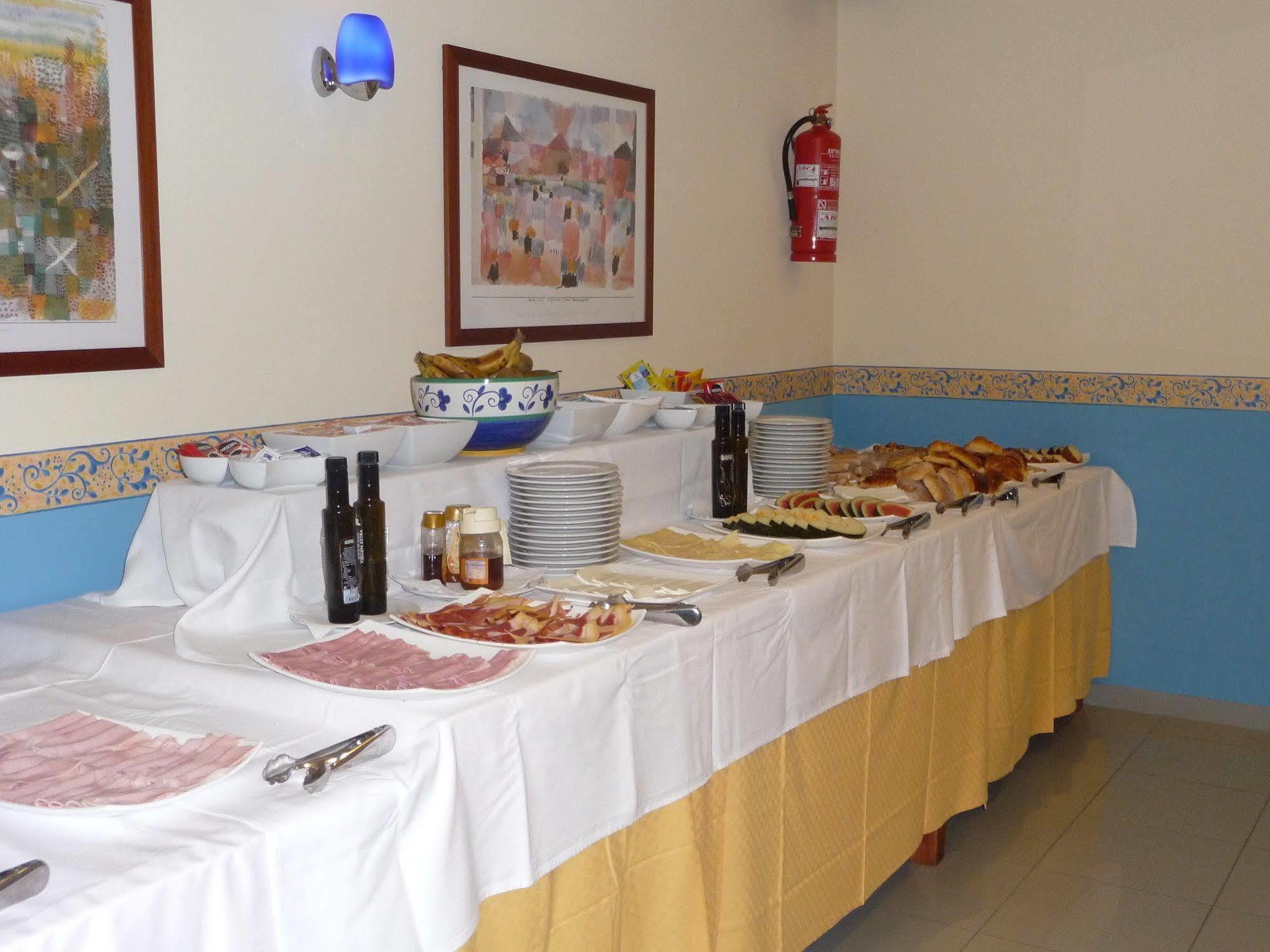 Atalaya Ii Hotel 3*