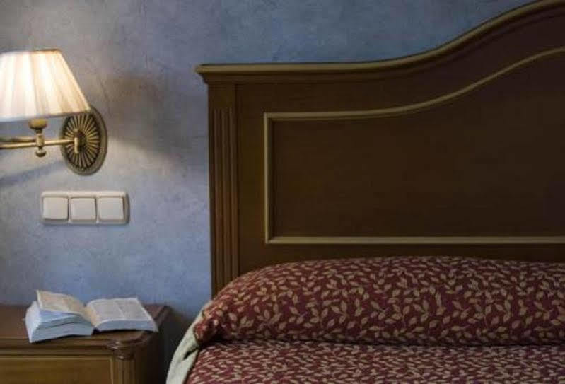 Condesa De Hotel