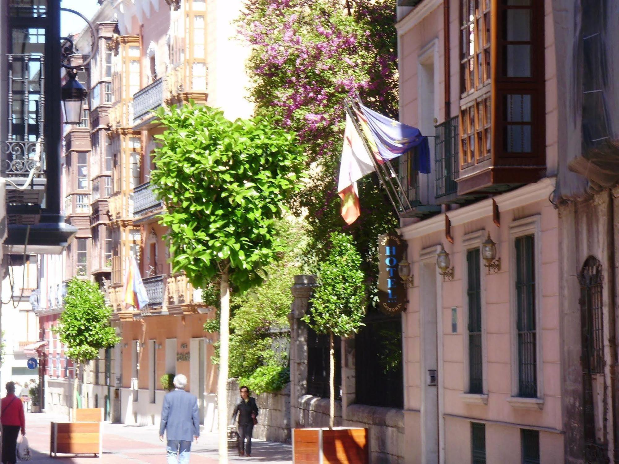 Boutique Catedral 3*
